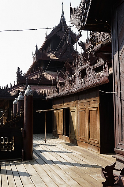 Mandalay-Shwe Inn Bin-097